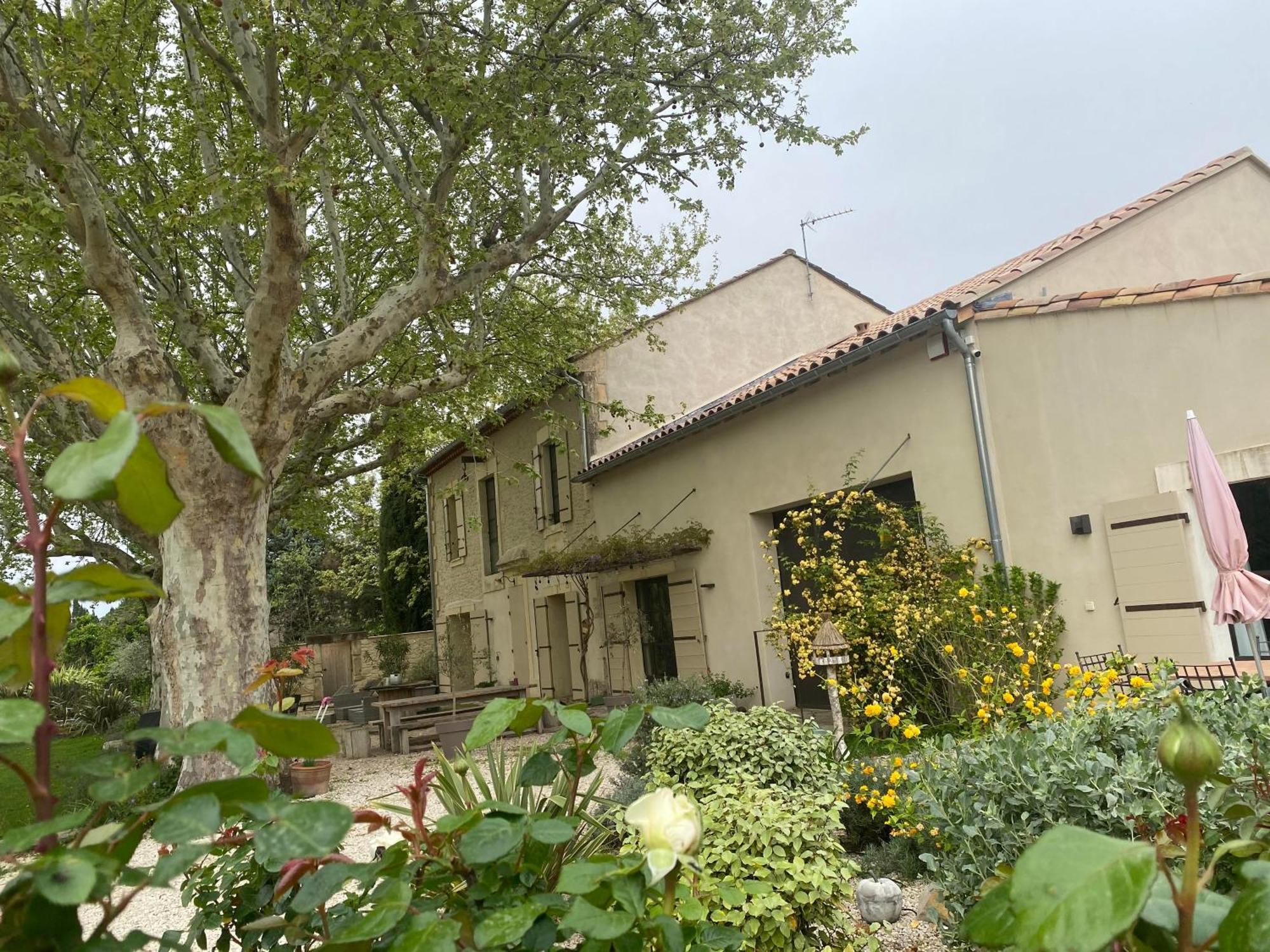 Gite Du Mas De La Finiere ,Avec Spa Interieur Chateaurenard Luaran gambar